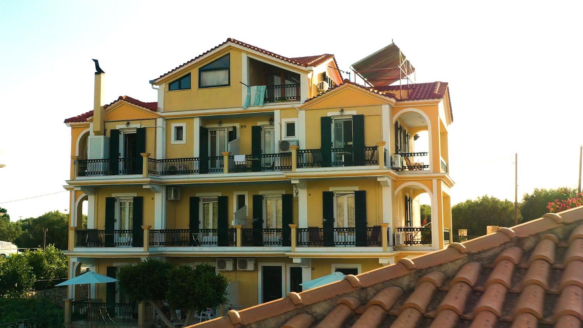 Apartamento Remenata Lixouri Exterior foto